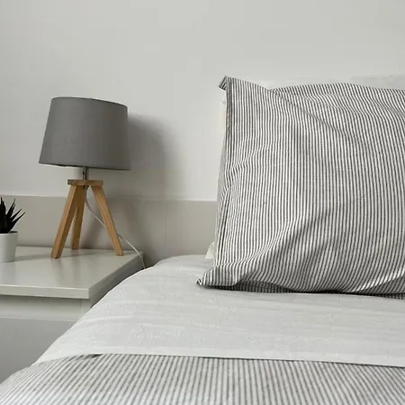 Espirito Azul - To Rent, 2 Minutes Walking From The Beach, Marina And Our Dive Center