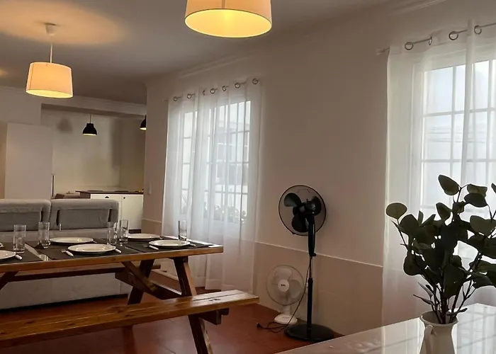 Guest house Espirito Azul - To Rent, 2 Minutes Walking From The Beach, Marina And Our Dive Center