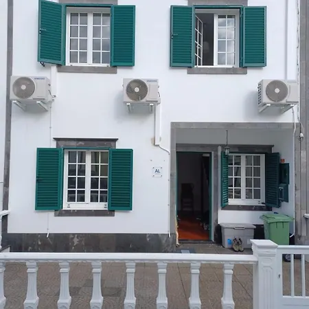 Espirito Azul - To Rent, 2 Minutes Walking From The Beach, Marina And Our Dive Center Maison d'hôtes *