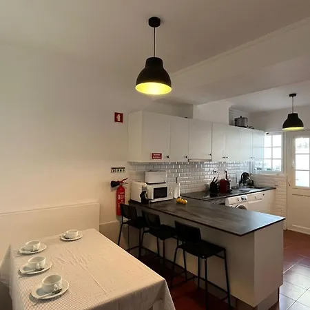 Maison d'hôtes Espirito Azul - To Rent, 2 Minutes Walking From The Beach, Marina And Our Dive Center Vila Franca do Campo