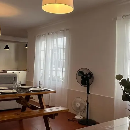 Maison d'hôtes Espirito Azul - To Rent, 2 Minutes Walking From The Beach, Marina And Our Dive Center