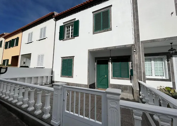 Maison d'hôtes Espirito Azul - To Rent, 2 Minutes Walking From The Beach, Marina And Our Dive Center *